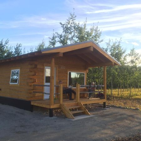 Вилла Oma'S And Opa'S Northern Lights Viewing Cabin Уайтхорс Экстерьер фото