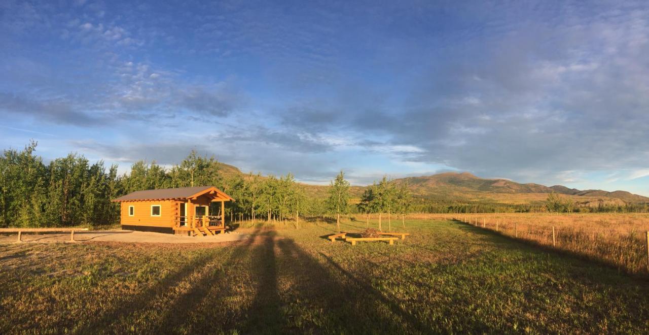 Вилла Oma'S And Opa'S Northern Lights Viewing Cabin Уайтхорс Экстерьер фото