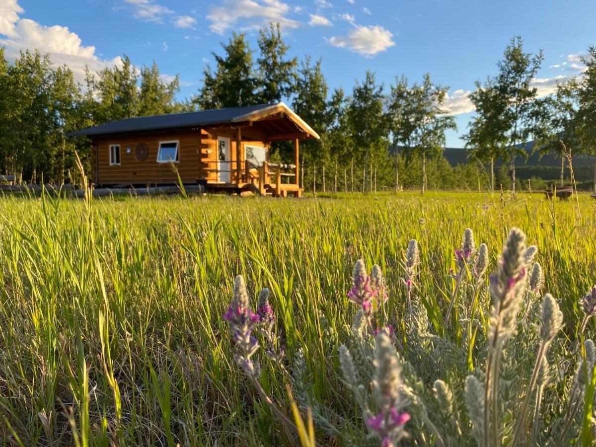 Вилла Oma'S And Opa'S Northern Lights Viewing Cabin Уайтхорс Экстерьер фото